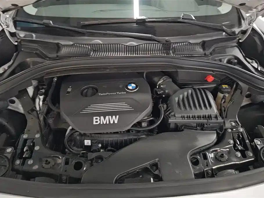 2016 BMW 2 Series Gran Tourer 218i Leading Edition — миниатюра 10