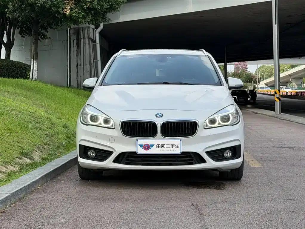 2016 BMW 2 Series Gran Tourer 220i Leading Edition — миниатюра 2