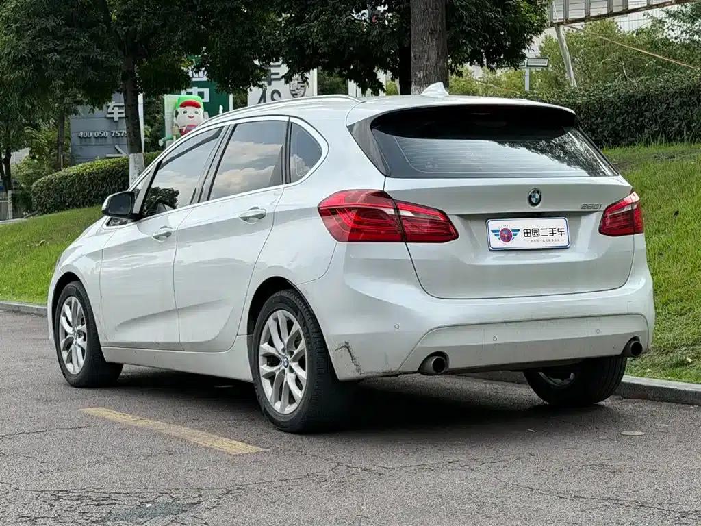 2016 BMW 2 Series Gran Tourer 220i Leading Edition — миниатюра 4