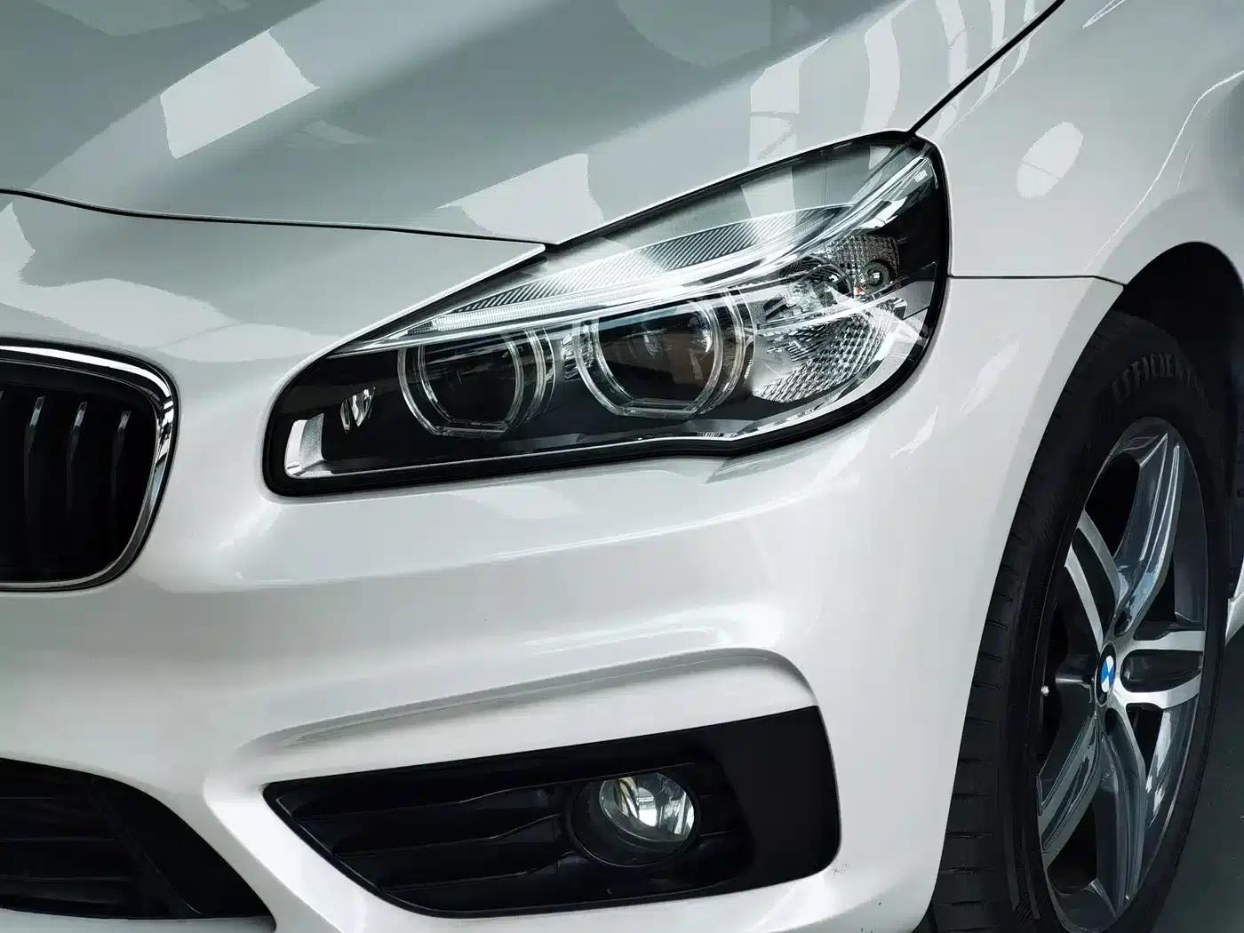 2016 BMW 2 Series Gran Tourer 218i Sport Design Package — миниатюра 5