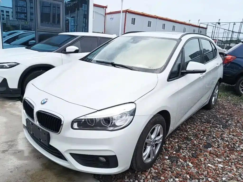 2016 BMW 2 Series Gran Tourer 218i Leading Edition — миниатюра 2