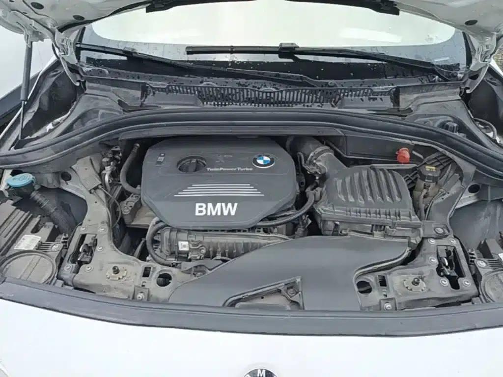 2016 BMW 2 Series Gran Tourer 218i Leading Edition — миниатюра 20