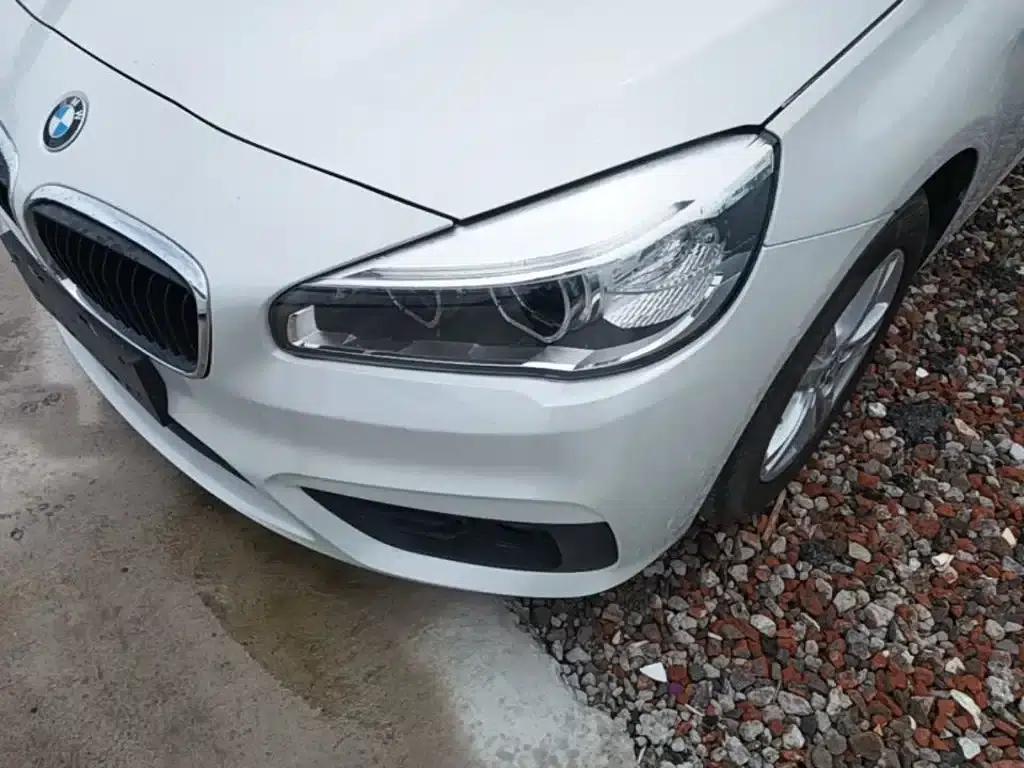 2016 BMW 2 Series Gran Tourer 218i Leading Edition — миниатюра 24
