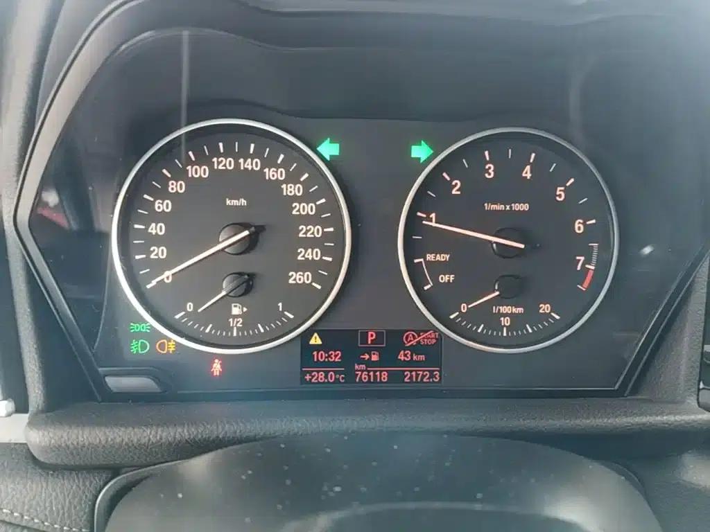 2016 BMW 2 Series Gran Tourer 218i Sport Design Package — миниатюра 12