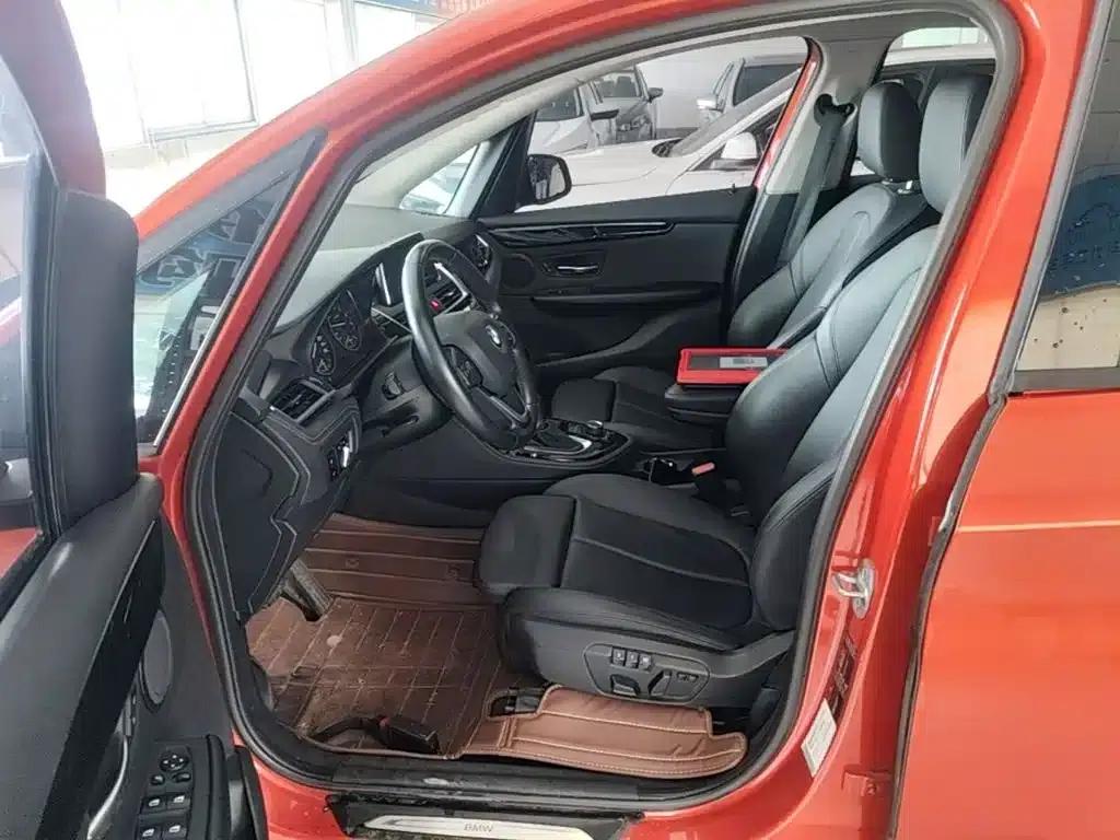 2016 BMW 2 Series Gran Tourer 218i Sport Design Package — миниатюра 15