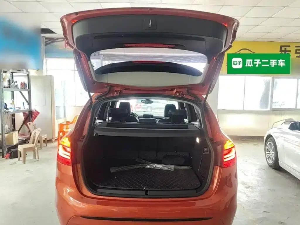 2016 BMW 2 Series Gran Tourer 218i Sport Design Package — миниатюра 19