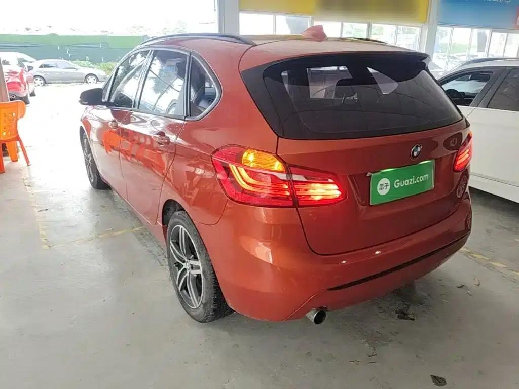2016 BMW 2 Series Gran Tourer 218i Sport Design Package — миниатюра 5