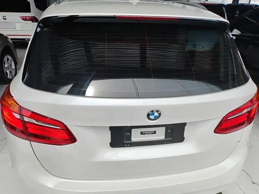 2016 BMW 2 Series Gran Tourer 220i Leading Edition — миниатюра 4