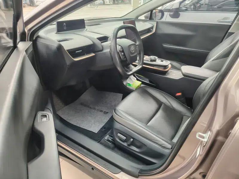 Toyota bZ3 2023 Long Range Premium — миниатюра 14