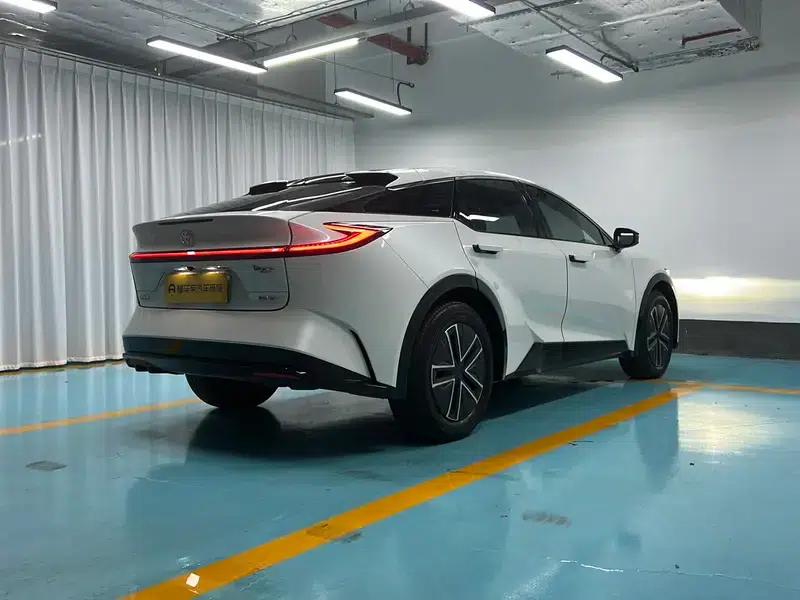 Toyota BZ5 2025 550 JOY — миниатюра 7