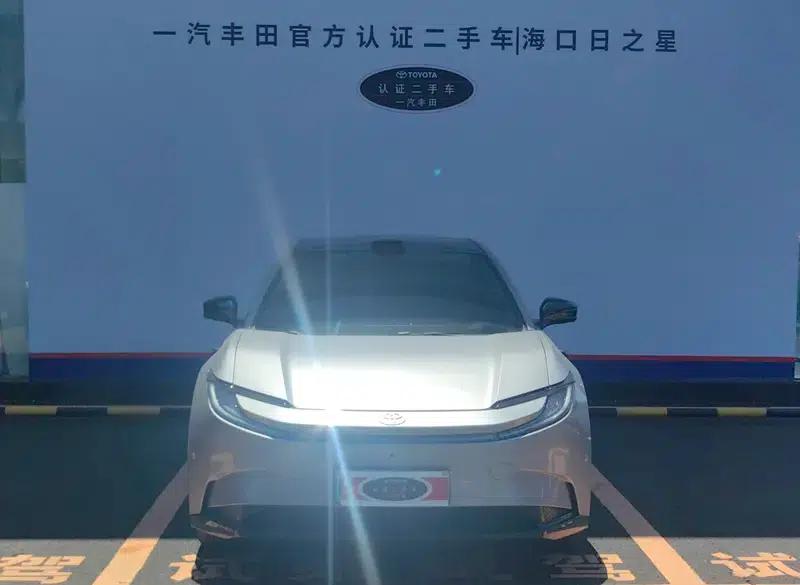 Toyota BZ5 2025 550 PRO Smart Edition — миниатюра 2
