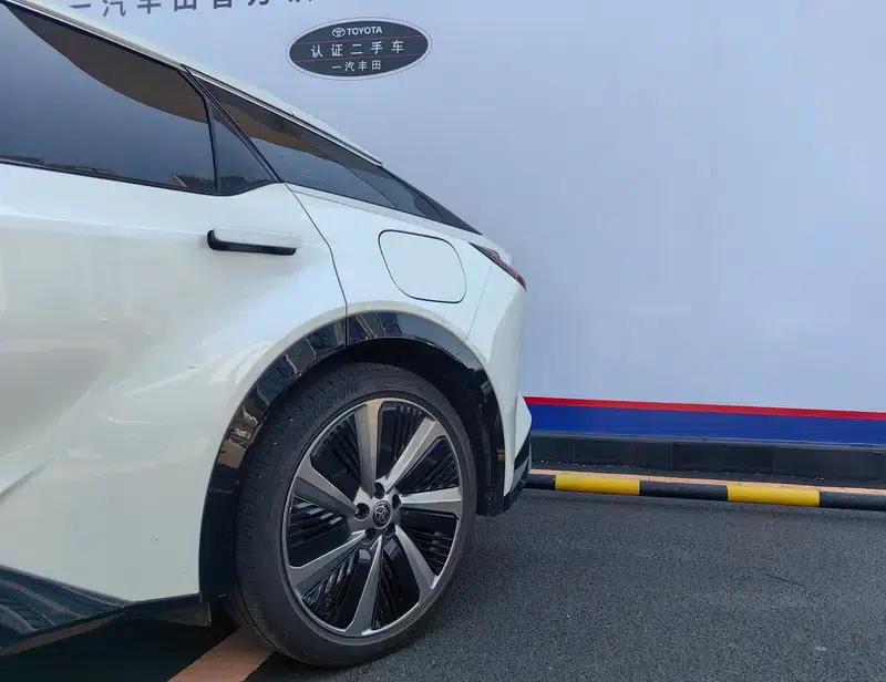 Toyota BZ5 2025 550 PRO Smart Edition — миниатюра 11