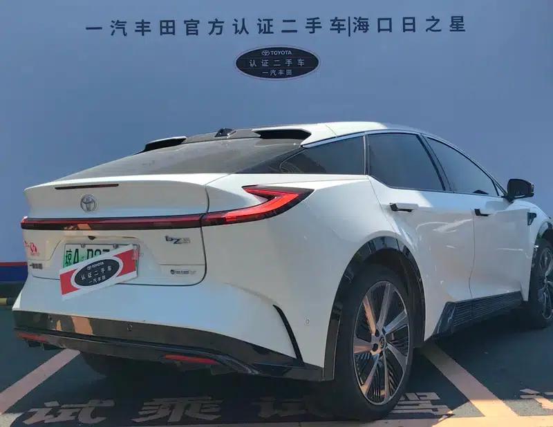 Toyota BZ5 2025 550 PRO Smart Edition — миниатюра 5