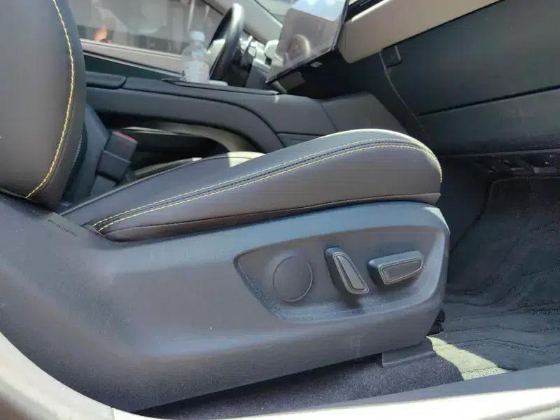 Toyota BZ5 2025 550 PRO Smart Edition — миниатюра 8