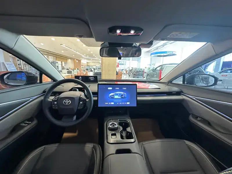 Toyota BZ5 2025 550 PRO Smart Edition — миниатюра 21