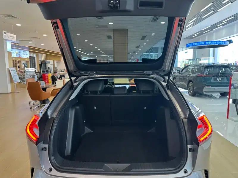 Toyota BZ5 2025 550 PRO Smart Edition — миниатюра 26