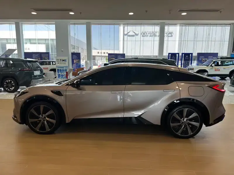 Toyota BZ5 2025 550 PRO Smart Edition — миниатюра 4