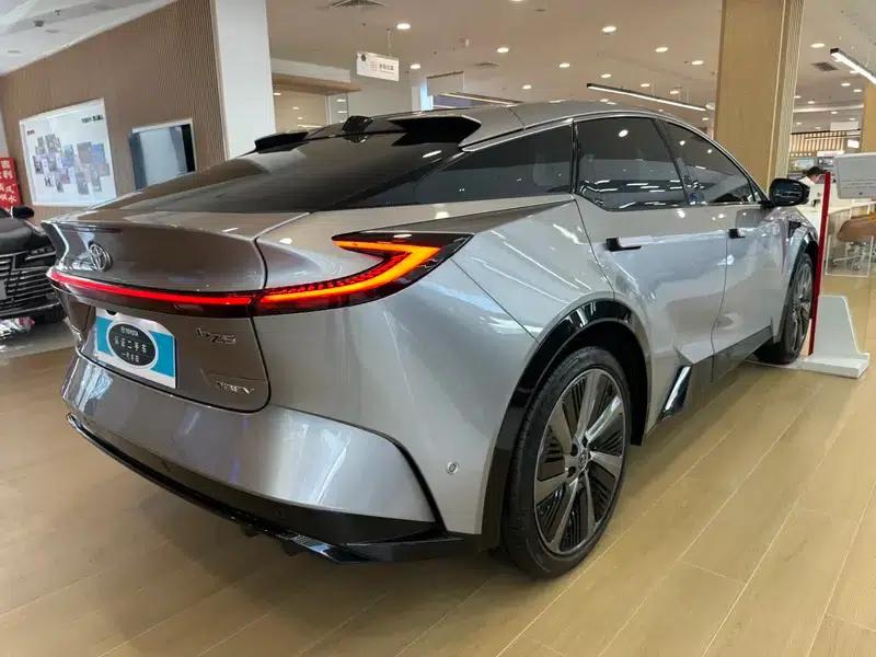 Toyota BZ5 2025 550 PRO Smart Edition — миниатюра 7