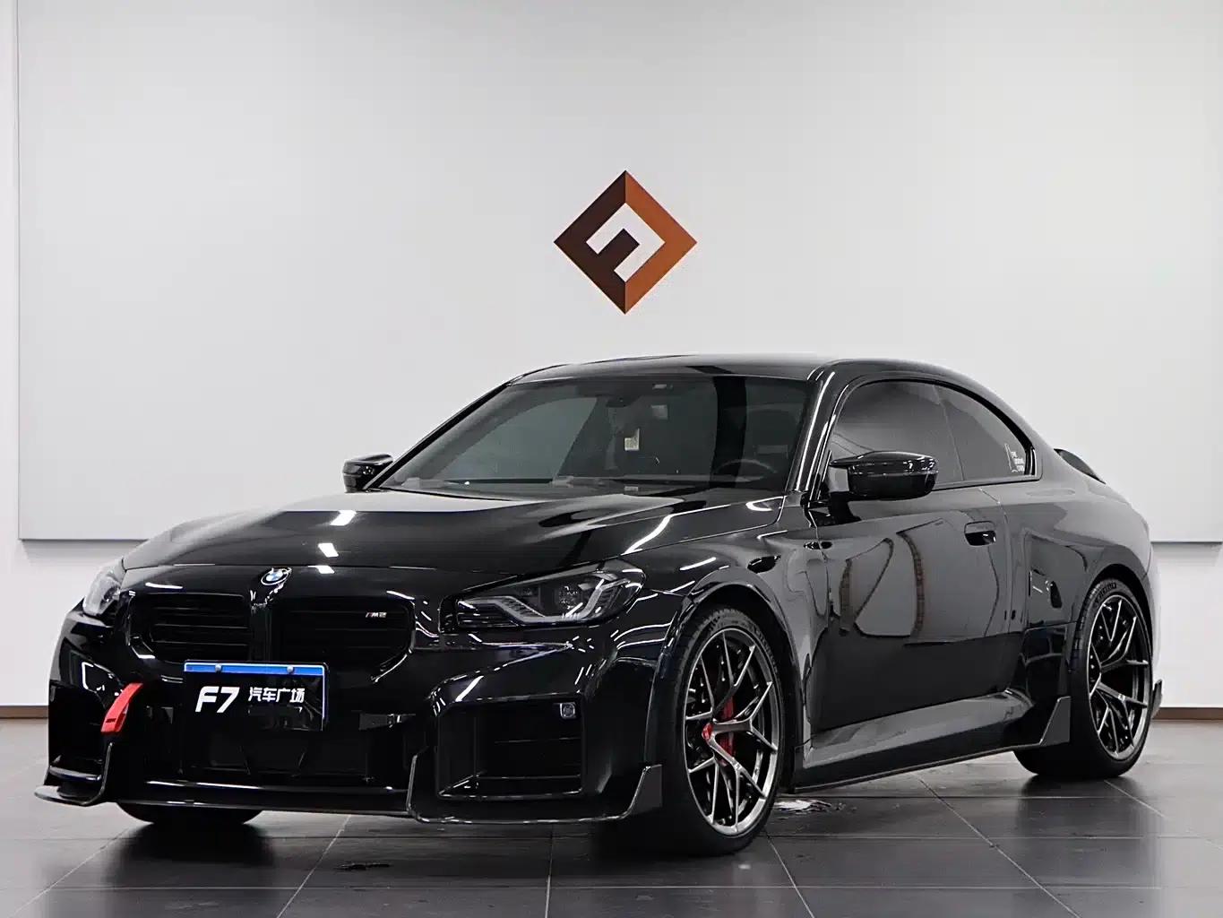 2023 BMW M2 — миниатюра 1