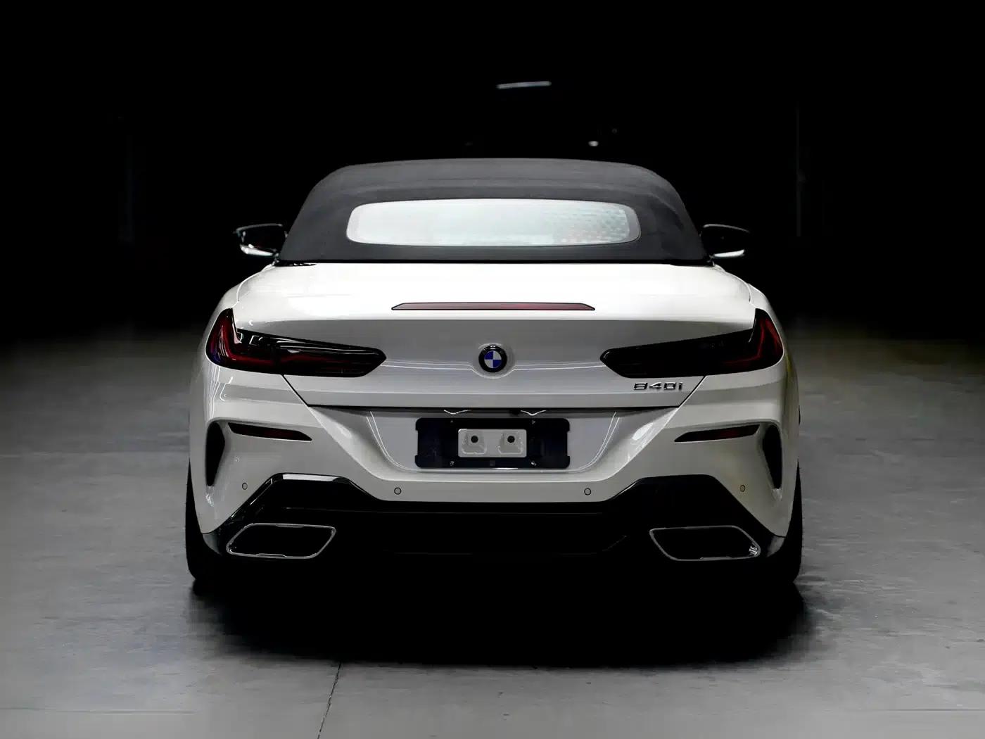 2021 BMW 8 Series 840i Convertible Coupe M Sport Package — миниатюра 5