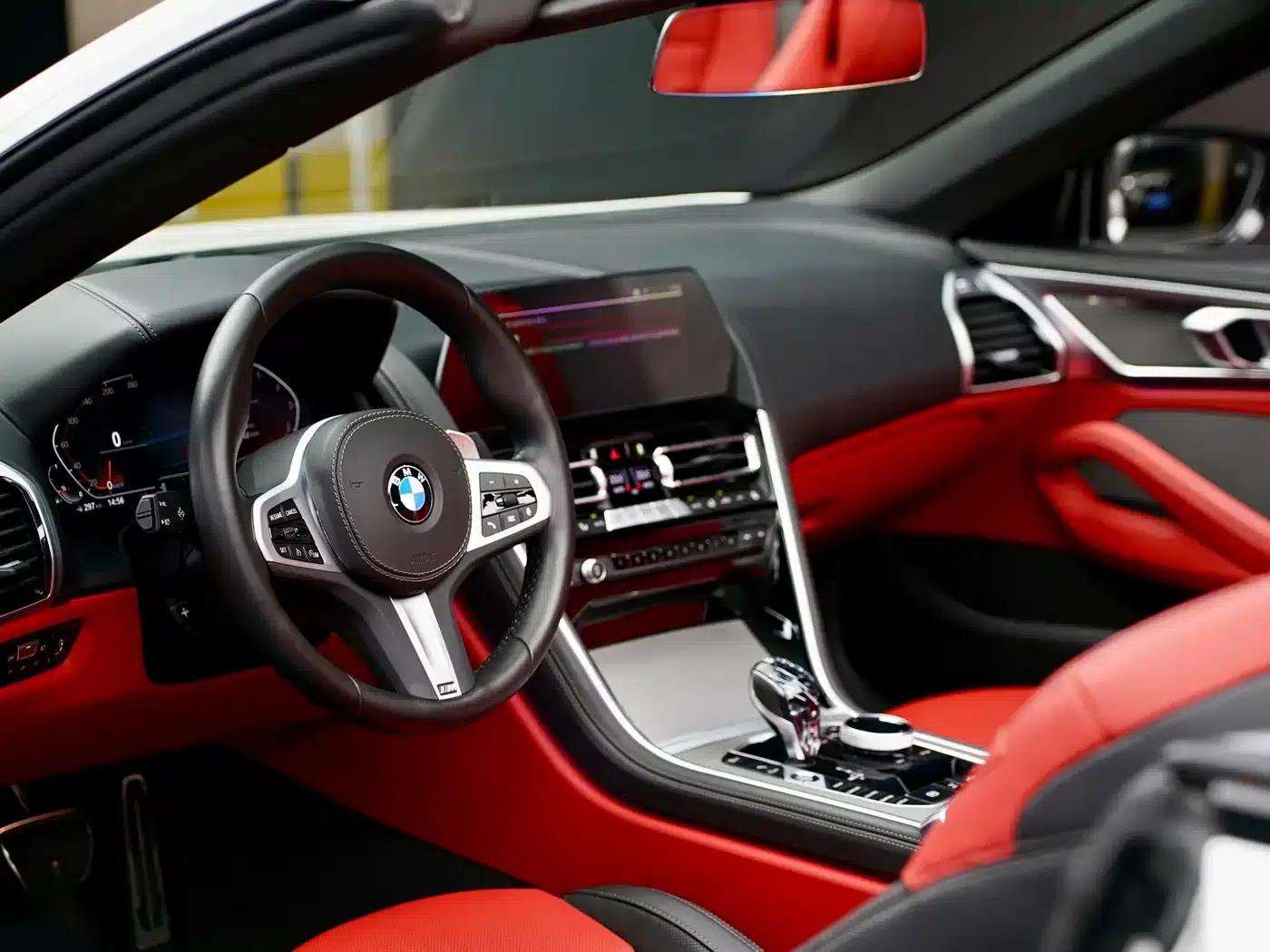 2021 BMW 8 Series 840i Convertible Coupe M Sport Package — миниатюра 10