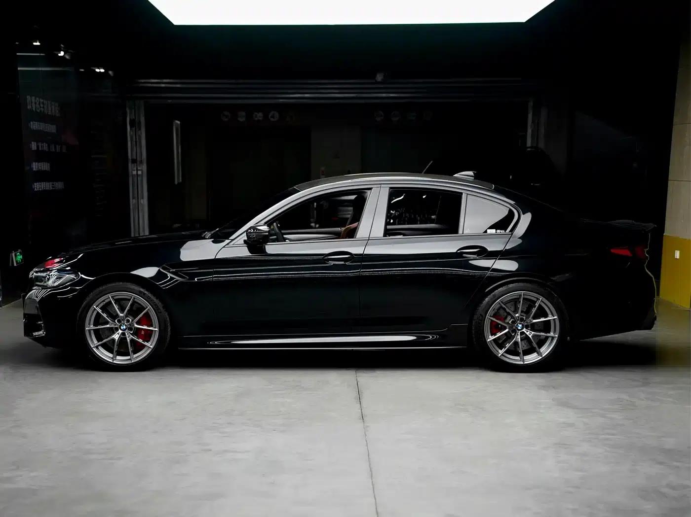 2021 BMW M5 — миниатюра 3