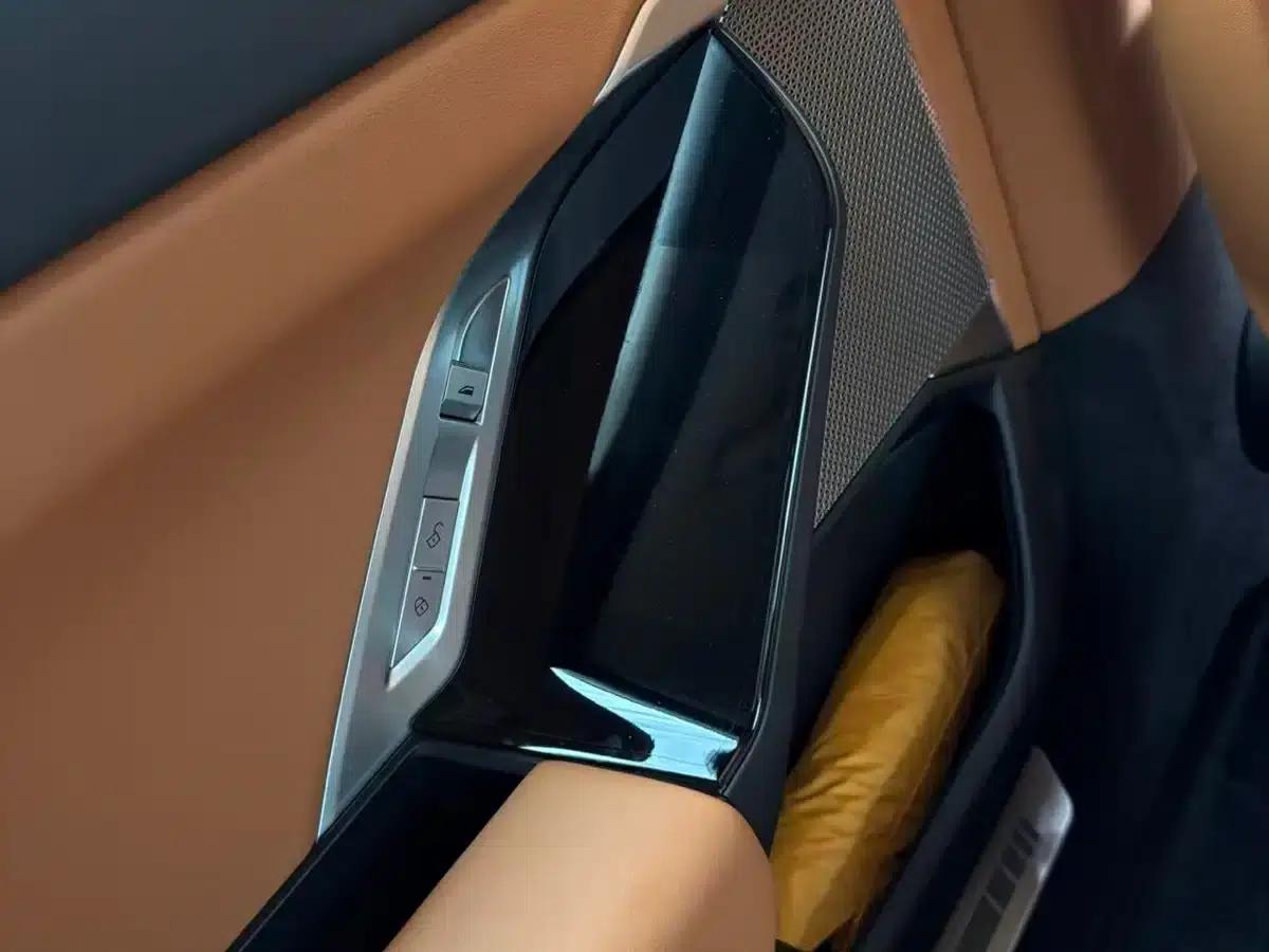 BMW i7 2023 eDrive50L Leading M Sport Package — миниатюра 11