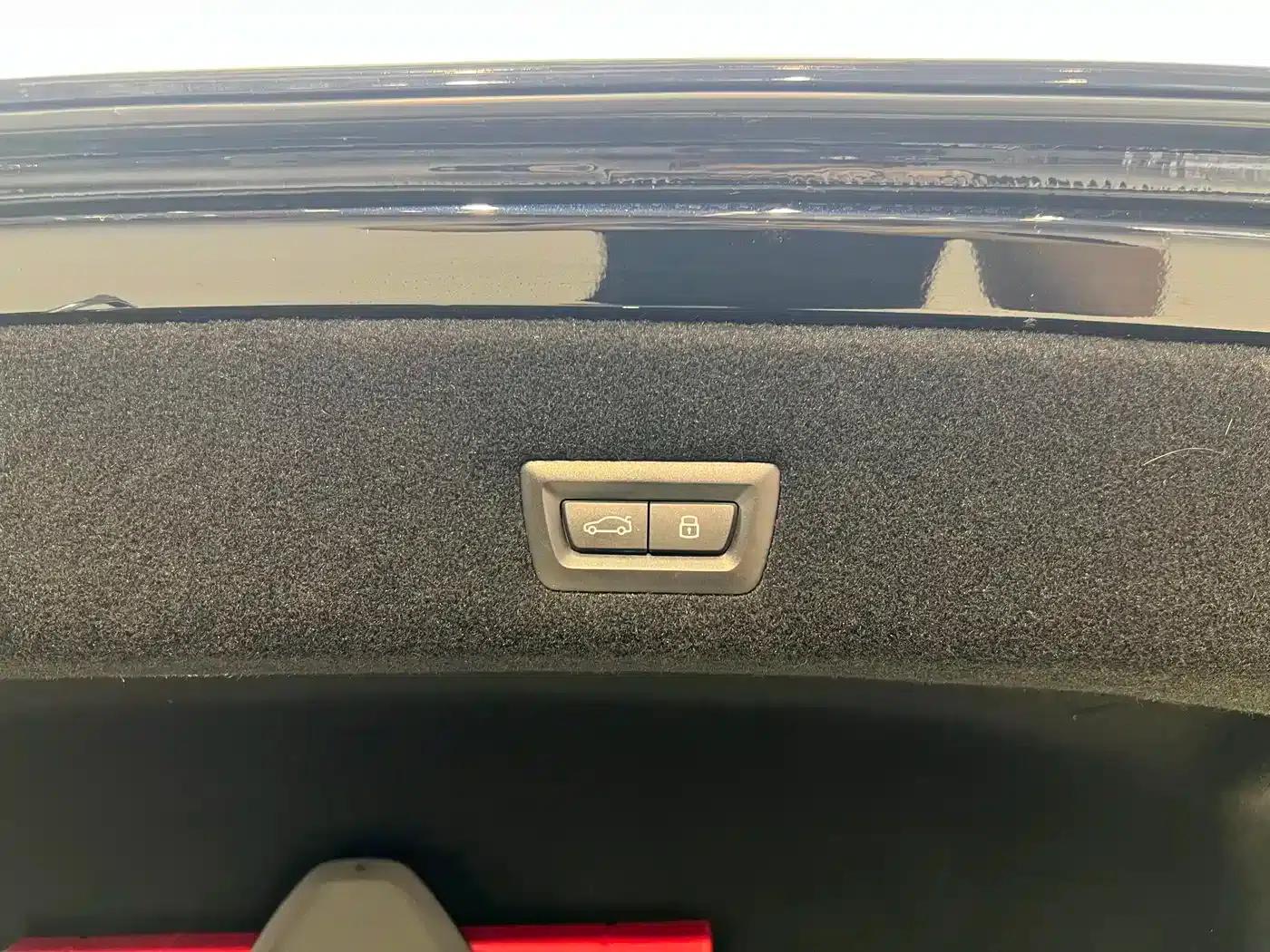 BMW i7 2023 eDrive50L Leading M Sport Package — миниатюра 21