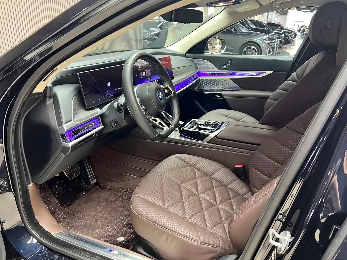 BMW i7 2023 eDrive50L Leading M Sport Package — миниатюра 5