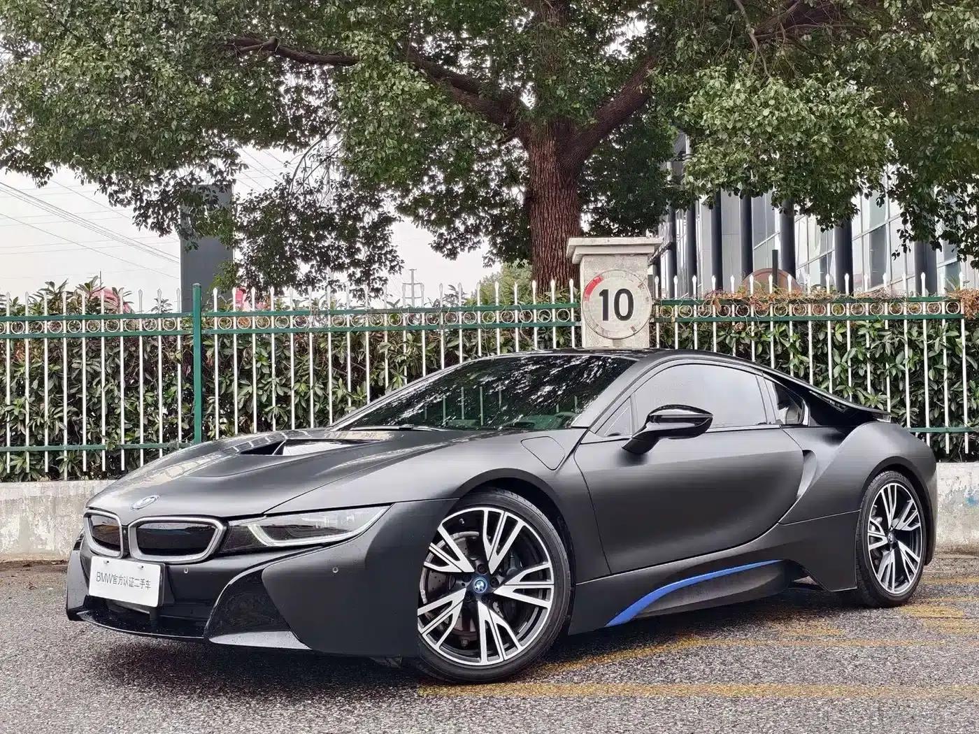BMW i8 2016 Proton Red Limited Edition — миниатюра 6