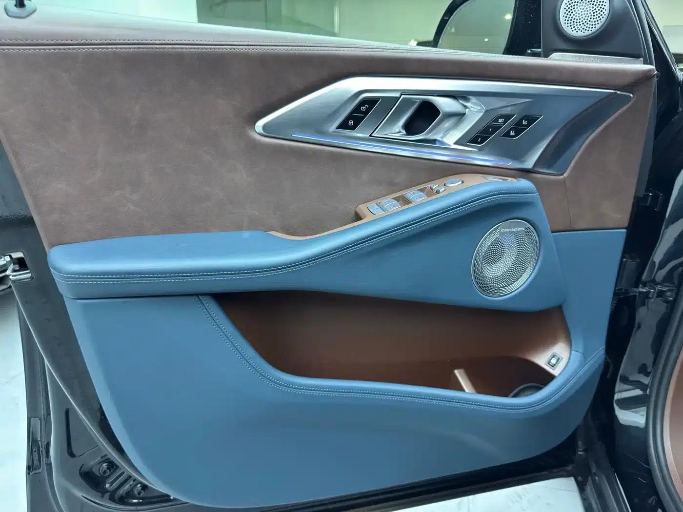 BMW XM 2023 Base Model — миниатюра 9