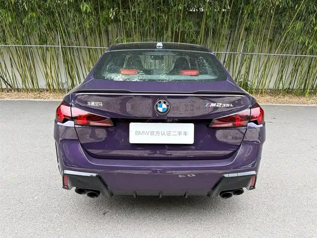 2025 BMW M235L — миниатюра 3
