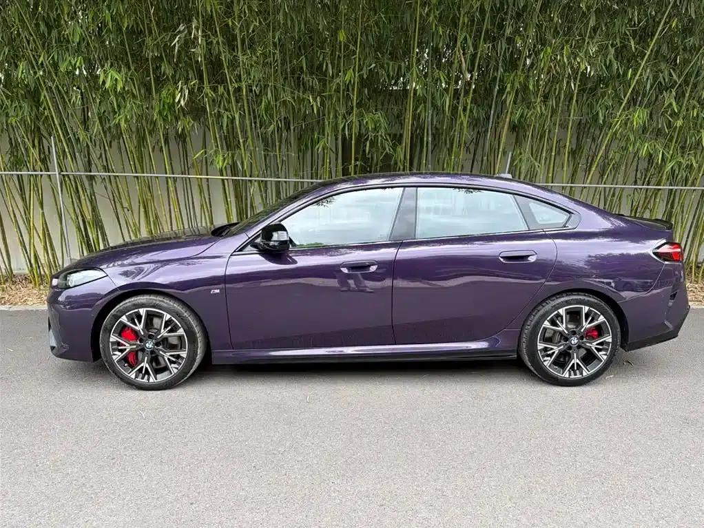 2025 BMW M235L — миниатюра 5