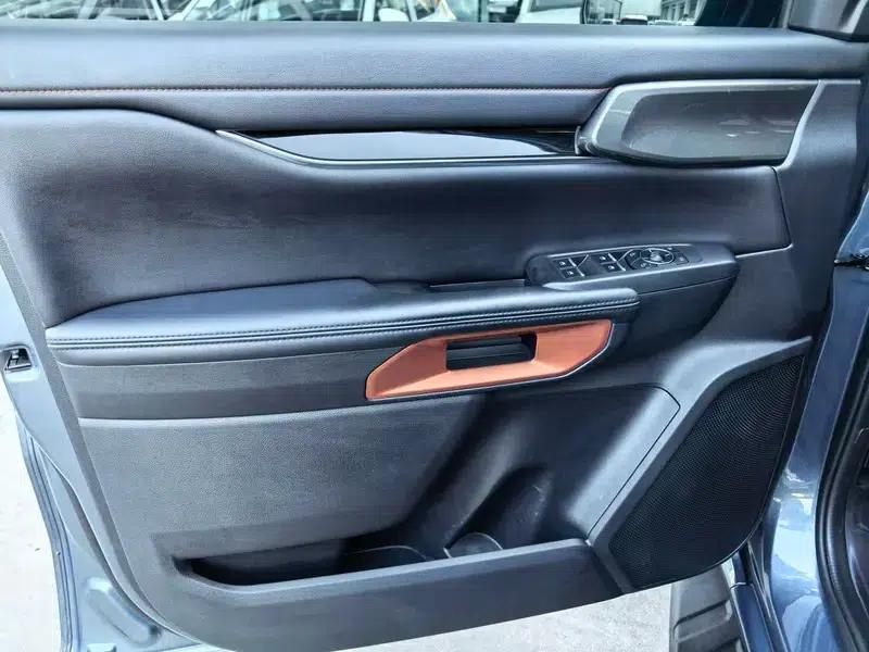 Ranger 2023 2.3T Gasoline Exploration - 4WD Automatic Version — миниатюра 10