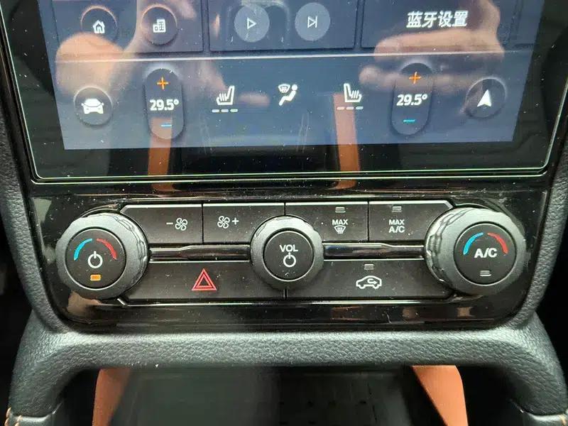 Ranger 2023 2.3T Gasoline Exploration - 4WD Automatic Version — миниатюра 6