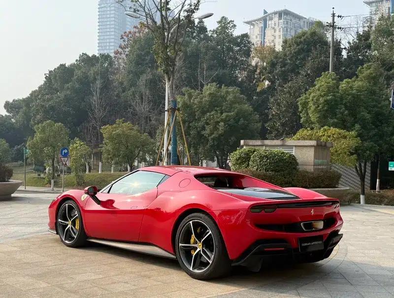 Ferrari 296 2021 3.0T V6 GTB — миниатюра 5
