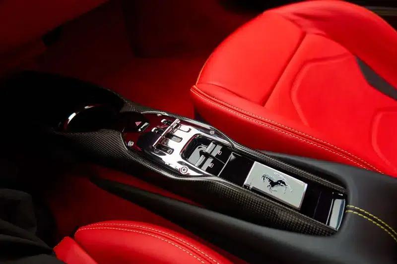 Ferrari 296 2021 3.0T V6 GTB — миниатюра 7