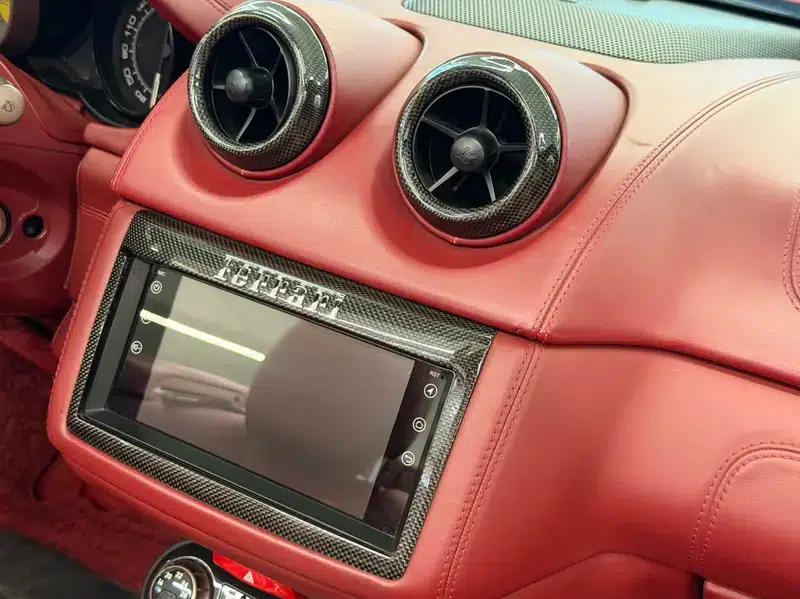 California T 2012 4.3L Standard Model — миниатюра 9
