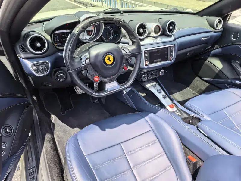 California T 2015 3.9T Standard Model — миниатюра 6