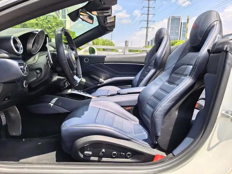 California T 2015 3.9T Standard Model — миниатюра 8
