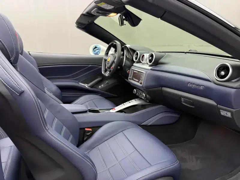 California T 2015 3.9T Standard Model — миниатюра 15