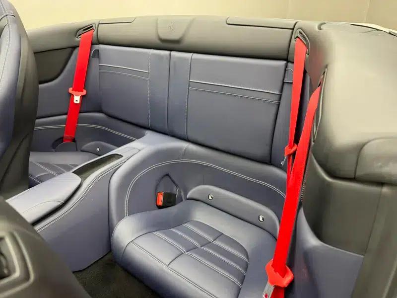 California T 2015 3.9T Standard Model — миниатюра 17