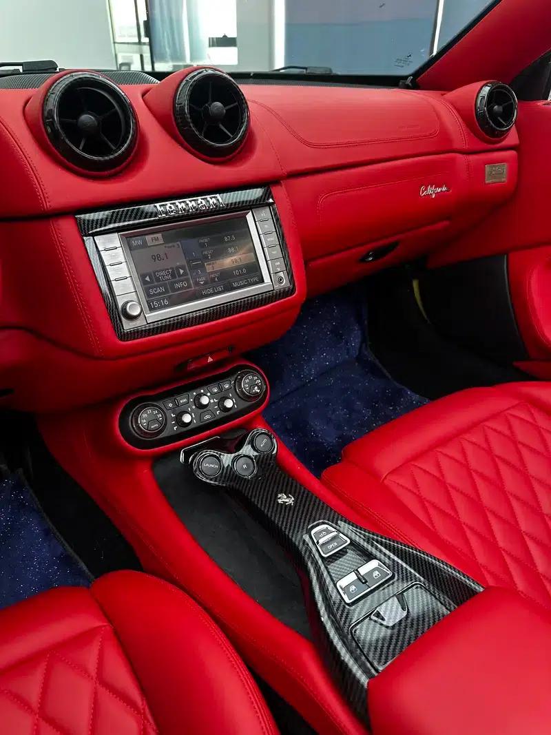 California T 2009 4.3L Standard Model — миниатюра 12