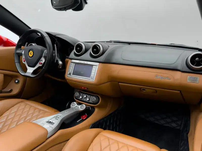 California T 2012 4.3L Standard Model — миниатюра 18