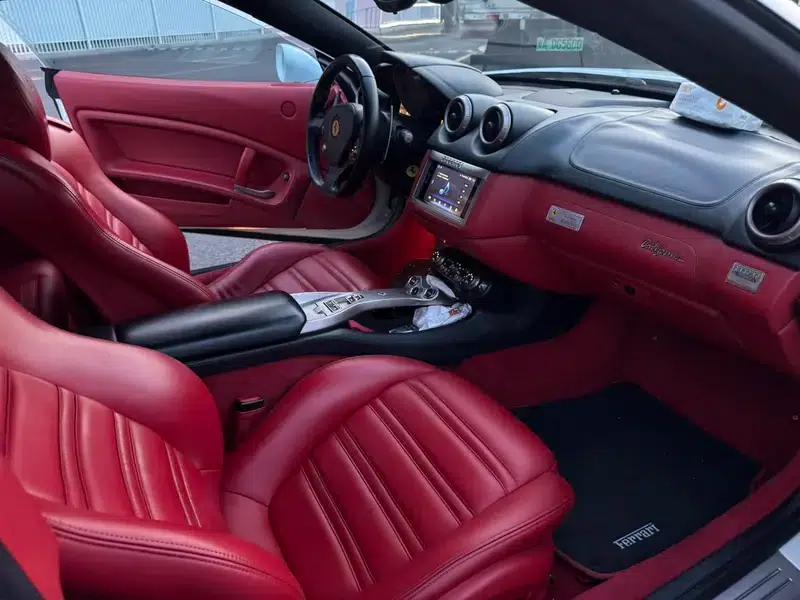 California T 2009 4.3L Standard Model — миниатюра 13