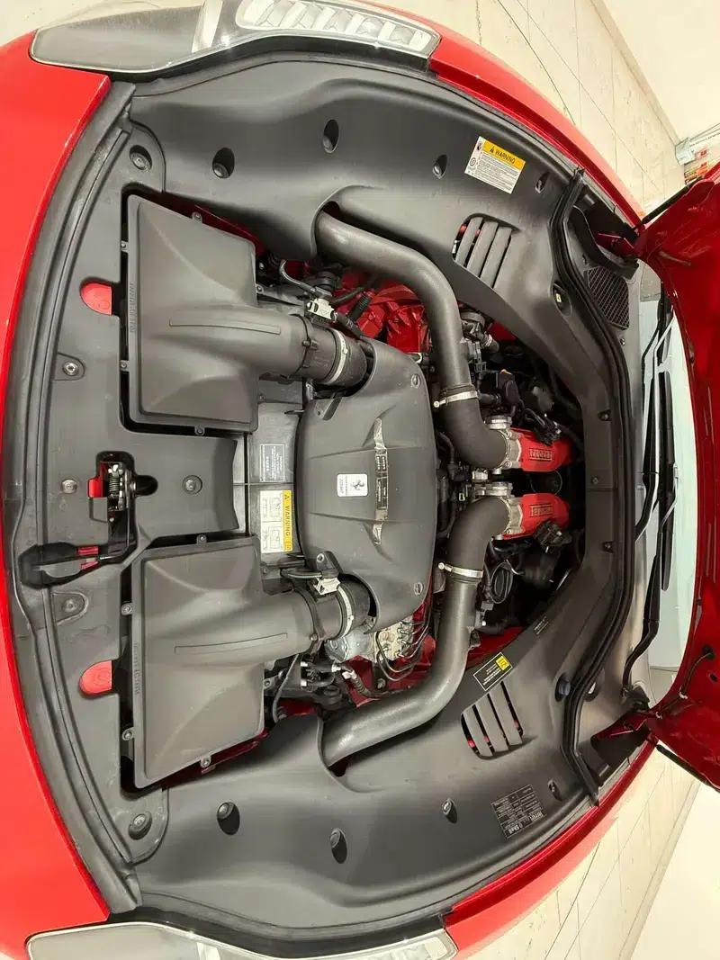 California T 2015 3.9T Standard Model — миниатюра 24