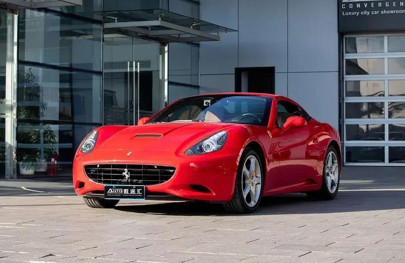 California T 2009 4.3L Standard Model — миниатюра 1