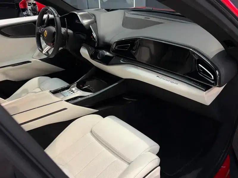 2022 Purosangue 6.5L V12 — миниатюра 6
