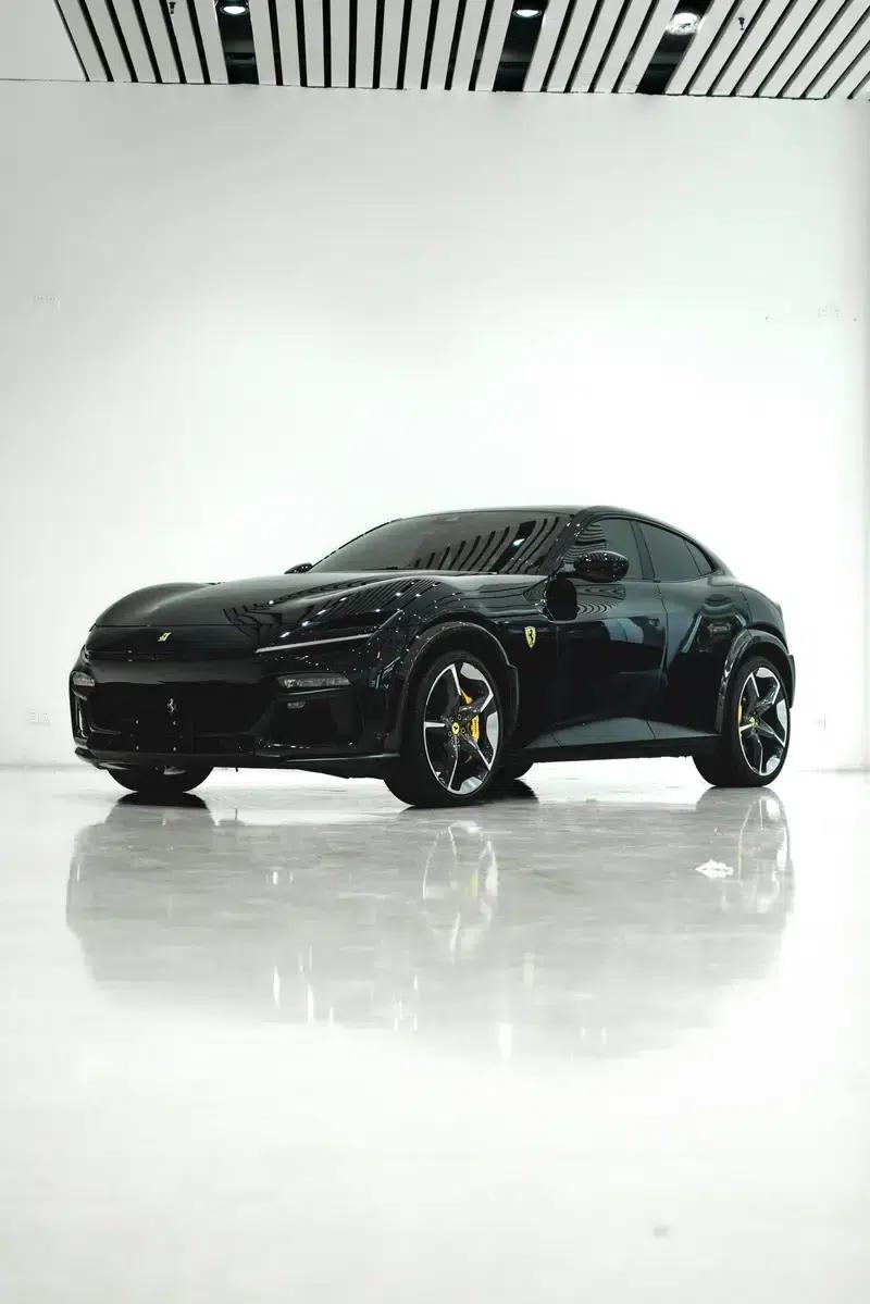 2022 Purosangue 6.5L V12 — миниатюра 1