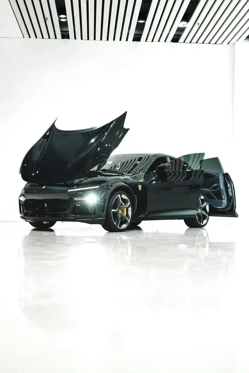 2022 Purosangue 6.5L V12 — миниатюра 14